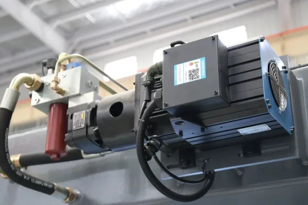 1763436104 motor 1 转换自 jpg.webp
